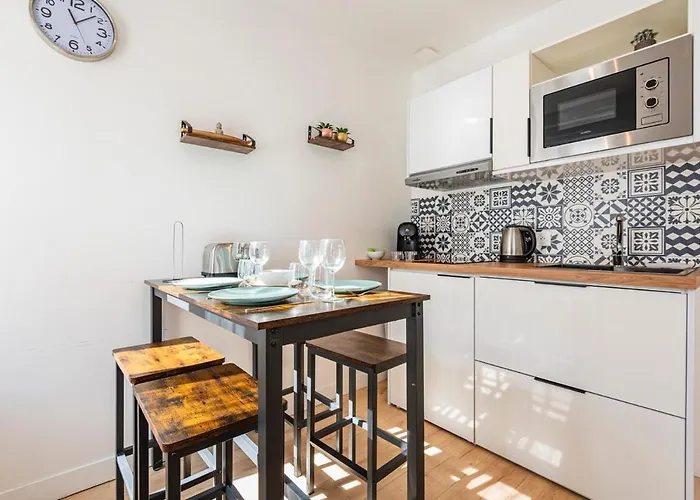 Moderne 4 Pers Reims